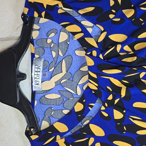 Kasper Blue and Yellow Abstract Blouse - Picture 6 of 6